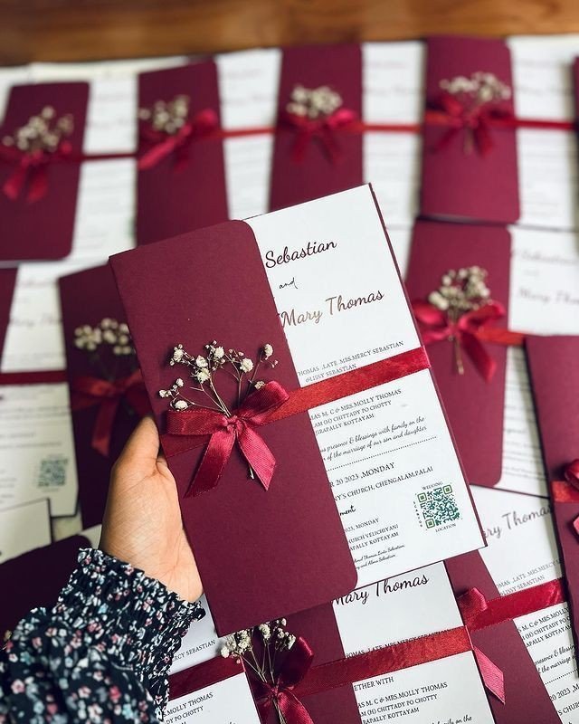 Stationery & Cards · Luxury Box Invites